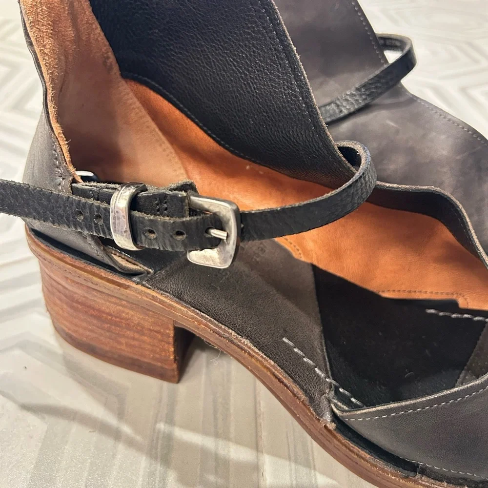 A.S.98 Black Leather Heels - Picture 3 of 4